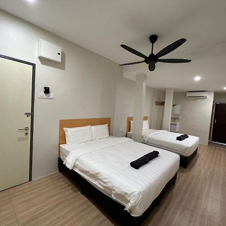Homestay Suria Kuala Kangsar Exterior foto
